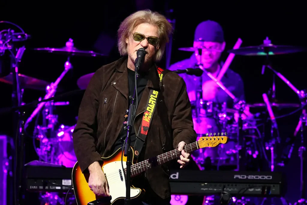 Daryl Hall & Elvis Costello and The Imposters